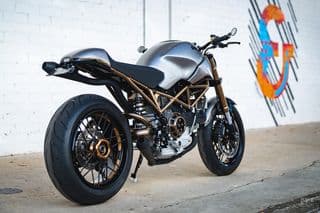 Ducati Monster S2R 1000 - image blurred placeholder