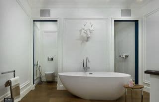 Condo - image blurred placeholder