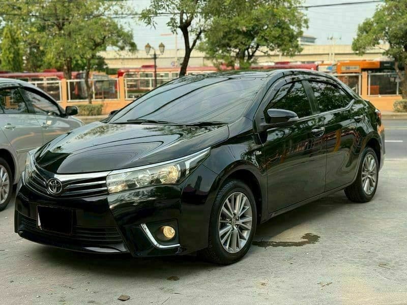 Toyota Corolla Altis 1.6 G 2015 สีดำ
