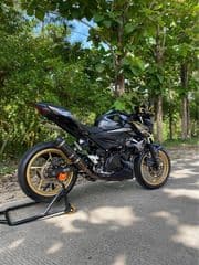 2021 Kawasaki Z400 SE - image blurred placeholder