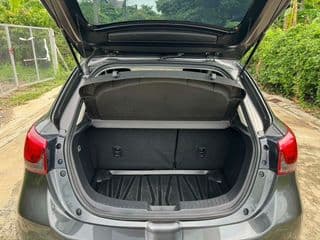 มาสด้า 2 1.3 ไฮคอนเนค, 120,000 กม - image blurred placeholder