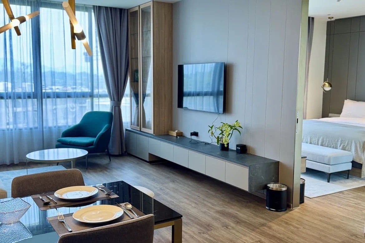 2 Bedroom Condo for sale in Layan Green Park Phase