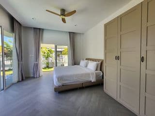 วิลล่า 3 ห้องนอนขายในภูเก็ต - image blurred placeholder