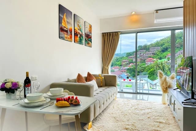 คอนโด 1 ห้องนอนขายใน CHIC CONDOMINIUM, กะรน, ภูเก็ต