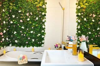 1 Bedroom Condo for sale in CHIC CONDOMINIUM, Karon, Phuket - image blurred placeholder