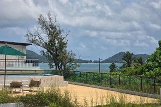 1 Bedroom Condo Seaview for sale - image blurred placeholder