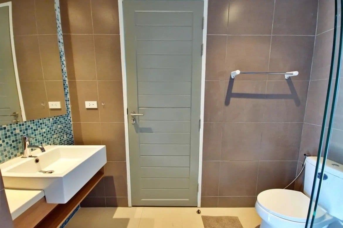 คอนโด 1 ห้องนอนขายในคอนโดกอล์ฟกะทู้