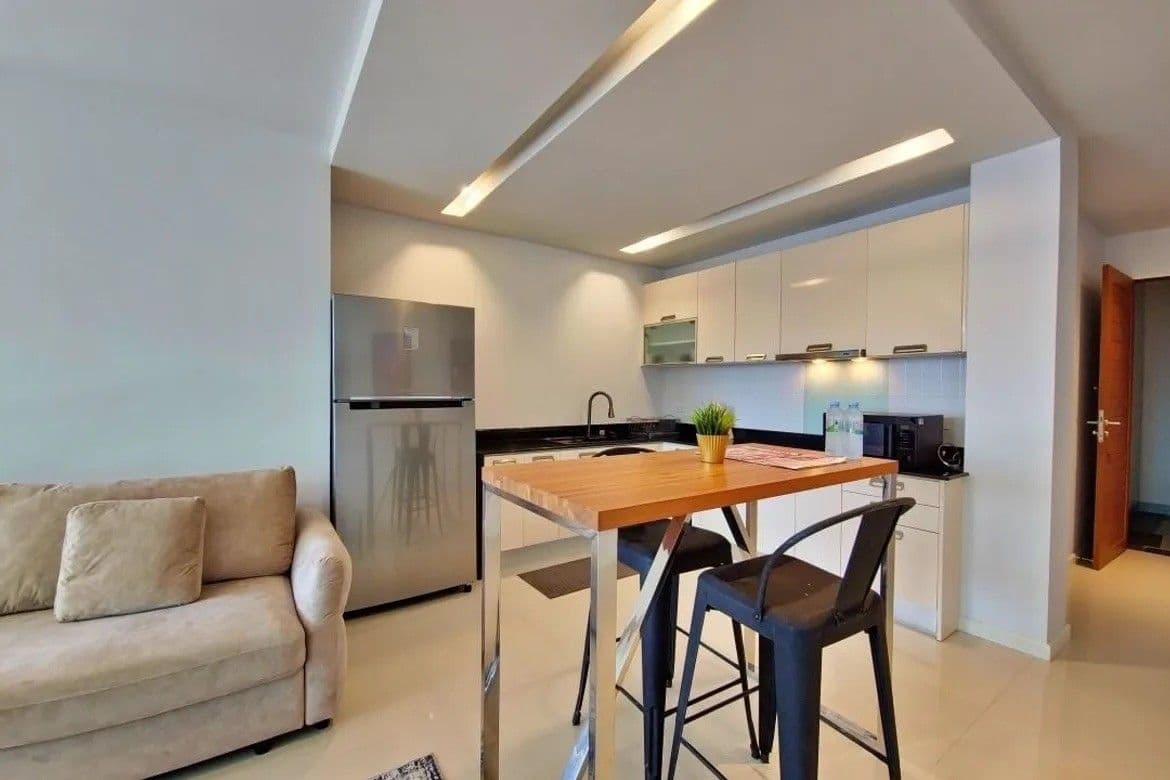 คอนโด 1 ห้องนอนขายในคอนโดกอล์ฟกะทู้