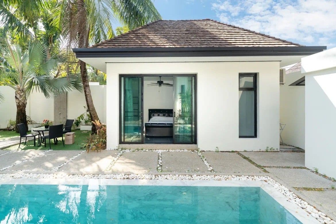 Luxury 4 Bedroom Villa in Laguna