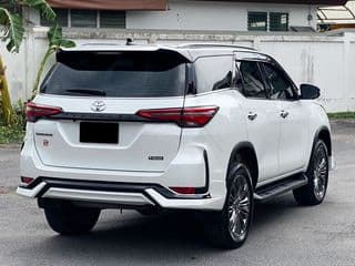 Toyota Fortuner 2.4V Legender, 28,000km - image blurred placeholder