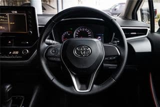 Toyota Corolla Altis 1.8l, 101,000km - image blurred placeholder