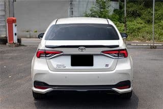 Toyota Corolla Altis 1.8l, 101,000km - image blurred placeholder