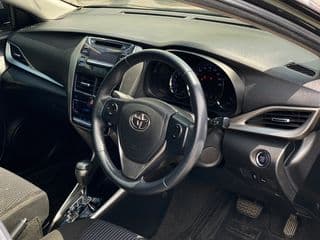 Toyota Yaris Ativ 1.2G, 113,000km - image blurred placeholder