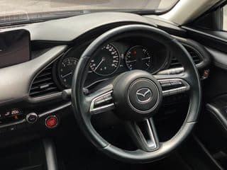 Mazda 3 2.0, 67,000km - image blurred placeholder