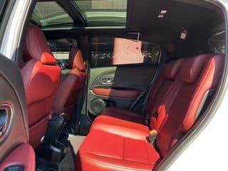 Honda HR-V 1.8RS, 118,000km - image blurred placeholder