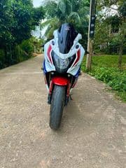2015 Honda CBR650 - image blurred placeholder