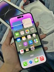 iPhone 14 Pro Max - image blurred placeholder