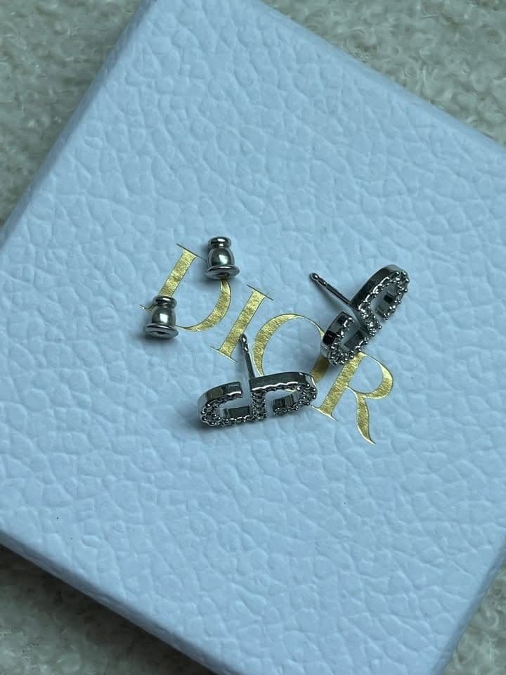 Dior Petit CD Stud earrings Size Jumbo อะไหล่เงิน