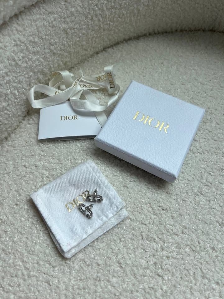 Dior Petit CD Stud earrings Size Jumbo อะไหล่เงิน