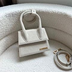 jacquemus le chiquito noeud y22 สี light greige - image blurred placeholder