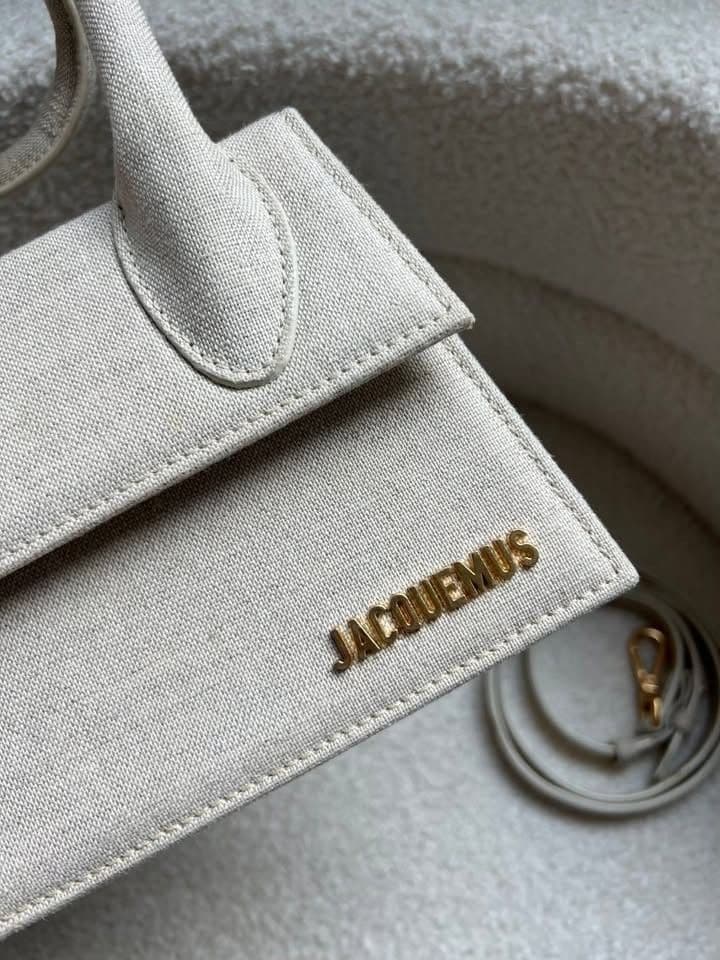 jacquemus le chiquito noeud y22 สี light greige