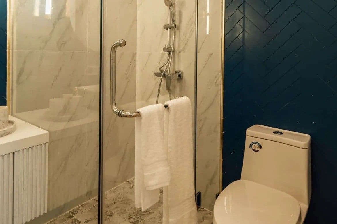 คอนโด 2 ห้องนอนขายที่ Above Element