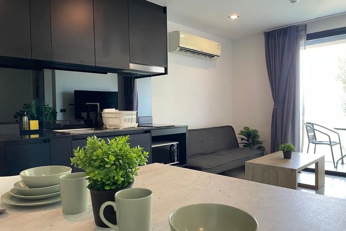 คอนโด 1 ห้องนอนที่ยูโทเปียลอฟท์