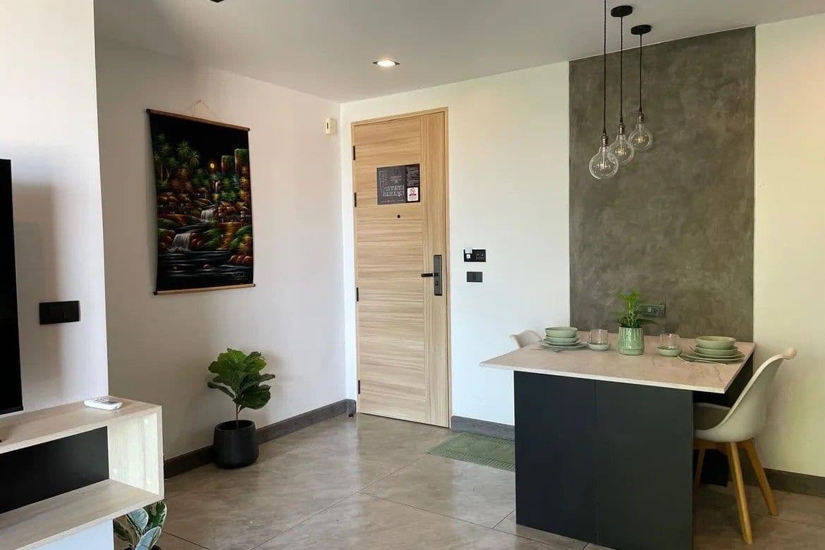 คอนโด 1 ห้องนอนที่ยูโทเปียลอฟท์