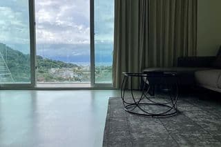 คอนโด 2 ห้องนอน วิวทะเล กะตะ - image blurred placeholder