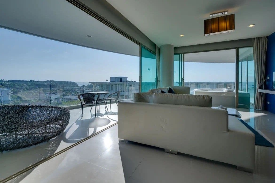 อพาร์ตเมนต์ 2 ห้องนอนพร้อมวิวทะเล