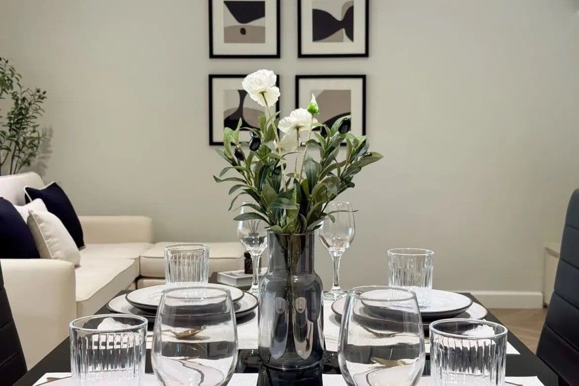 Condo for Sale in Green Place