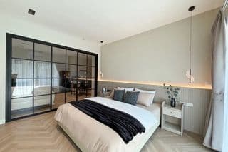 Condo for Sale in Green Place - image blurred placeholder