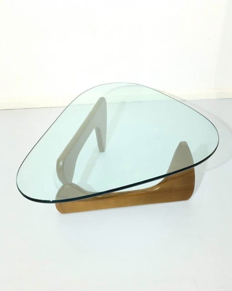 โต๊ะกลางห้องนั่งเล่น ขนาดเล็ก ทำจากกระจกและไม้แท้รวมกัน