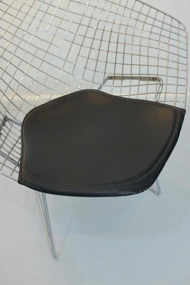Small Diamond Lounge Chair