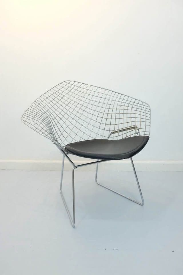 Small Diamond Lounge Chair