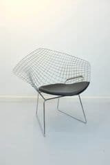 Small Diamond Lounge Chair - image blurred placeholder