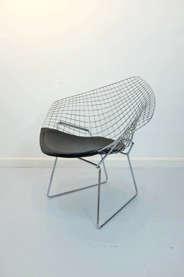 Small Diamond Lounge Chair