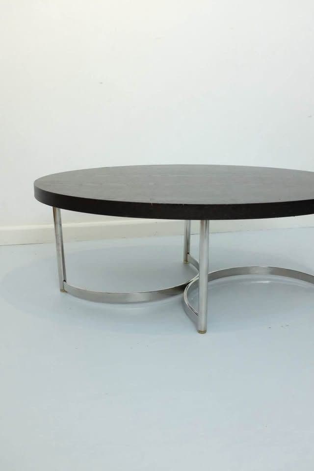 Round Coffee Table – Modernist Design