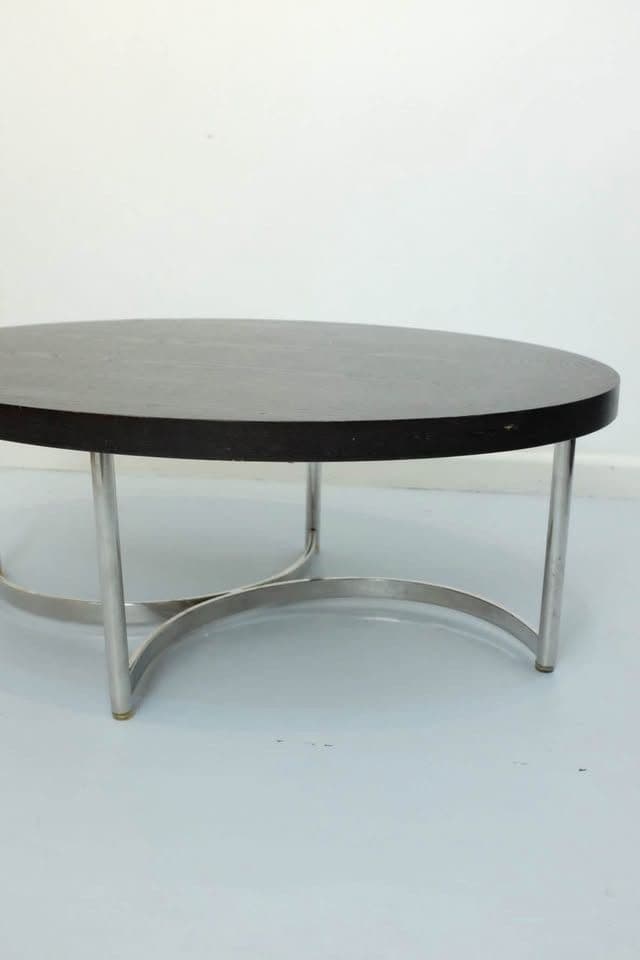 Round Coffee Table – Modernist Design