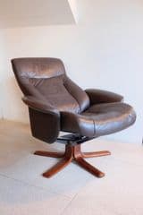 VINTAGE SCANDINAVIAN LEATHER RECLINER MID-CENTURY MODERN CHAIR - image blurred placeholder