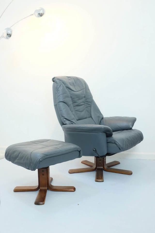 Vintage Recliner Chair with Ottoman