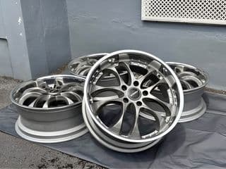 Degeo Alloy Wheel 18" 5/114 Width 7.5 - image blurred placeholder