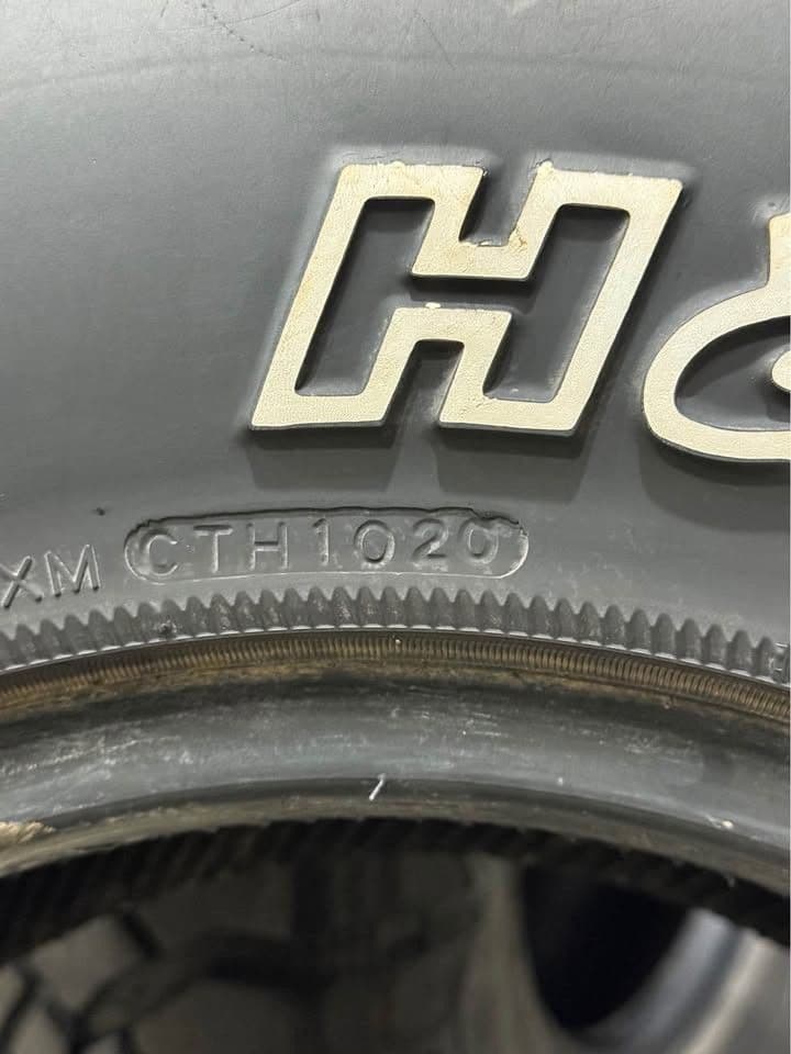 HANKOOK MT 285/7516 20