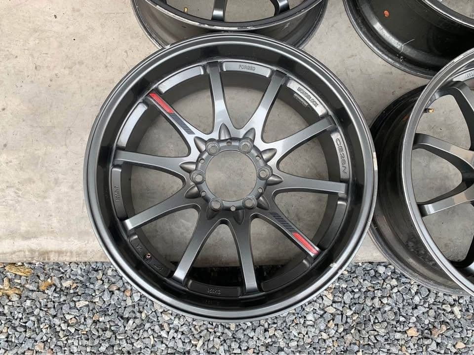 ล้อแม็ก CE 28 ขอบ20x8.5 6/139.7 ET14 4ลูก