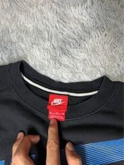 Nike Black Sweater - image blurred placeholder