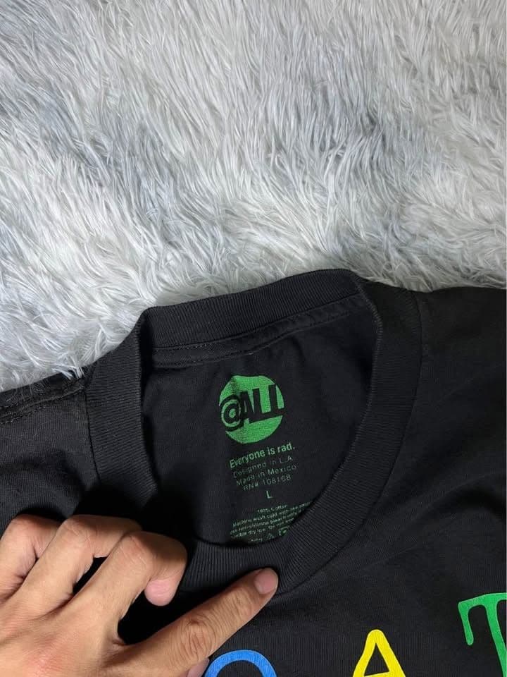 เสื้อยืดครอป g.o.a.t