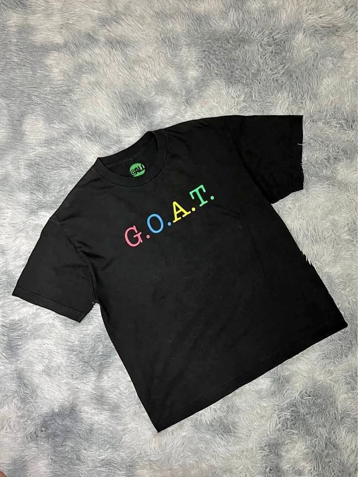 เสื้อยืดครอป g.o.a.t