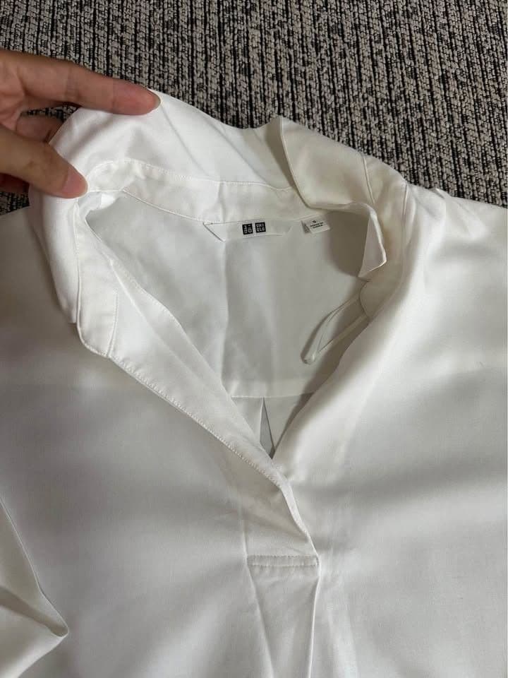 Uniqlo White Shirt for Formal Wear