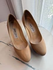 Jimmy Choo Women's Cream and Tan Courts size 36.5 - image blurred placeholder