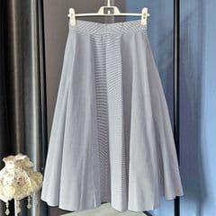 Uniqlo Women's Circular Skirt - image blurred placeholder